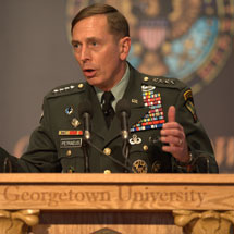 El general Petraeus y la libertad de&nbsp;expresión